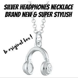 Super cool retro sterling silver necklace! Brand new! Great Holiday Gift!